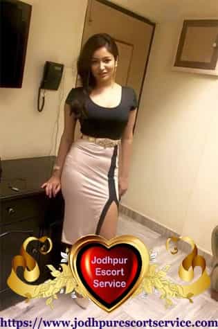 Indian Independent girls Allahabad Escorts 